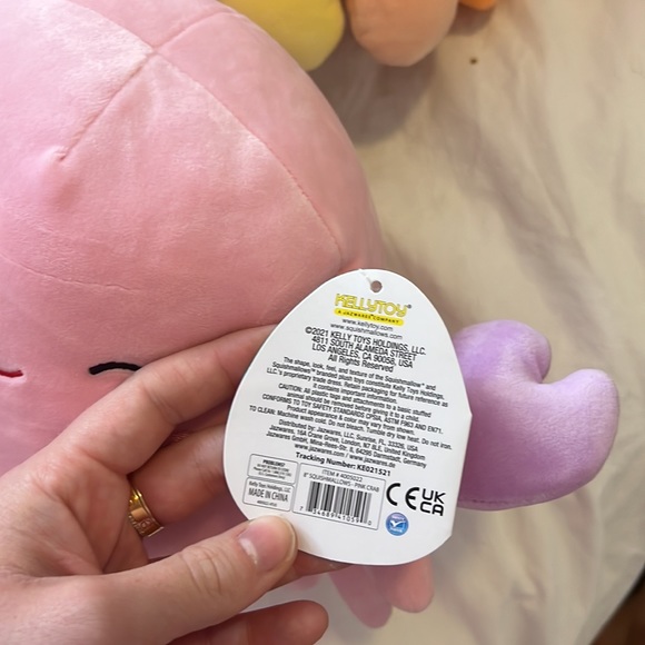 Squishmallows Cosmina the Pink Crab 8 inch - Picture 6 of 6